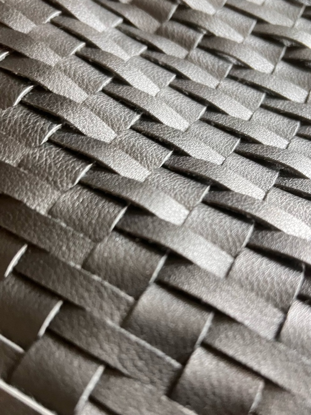 Walter Baker Black Woven Shoulder Bag - Picture 2 of 3